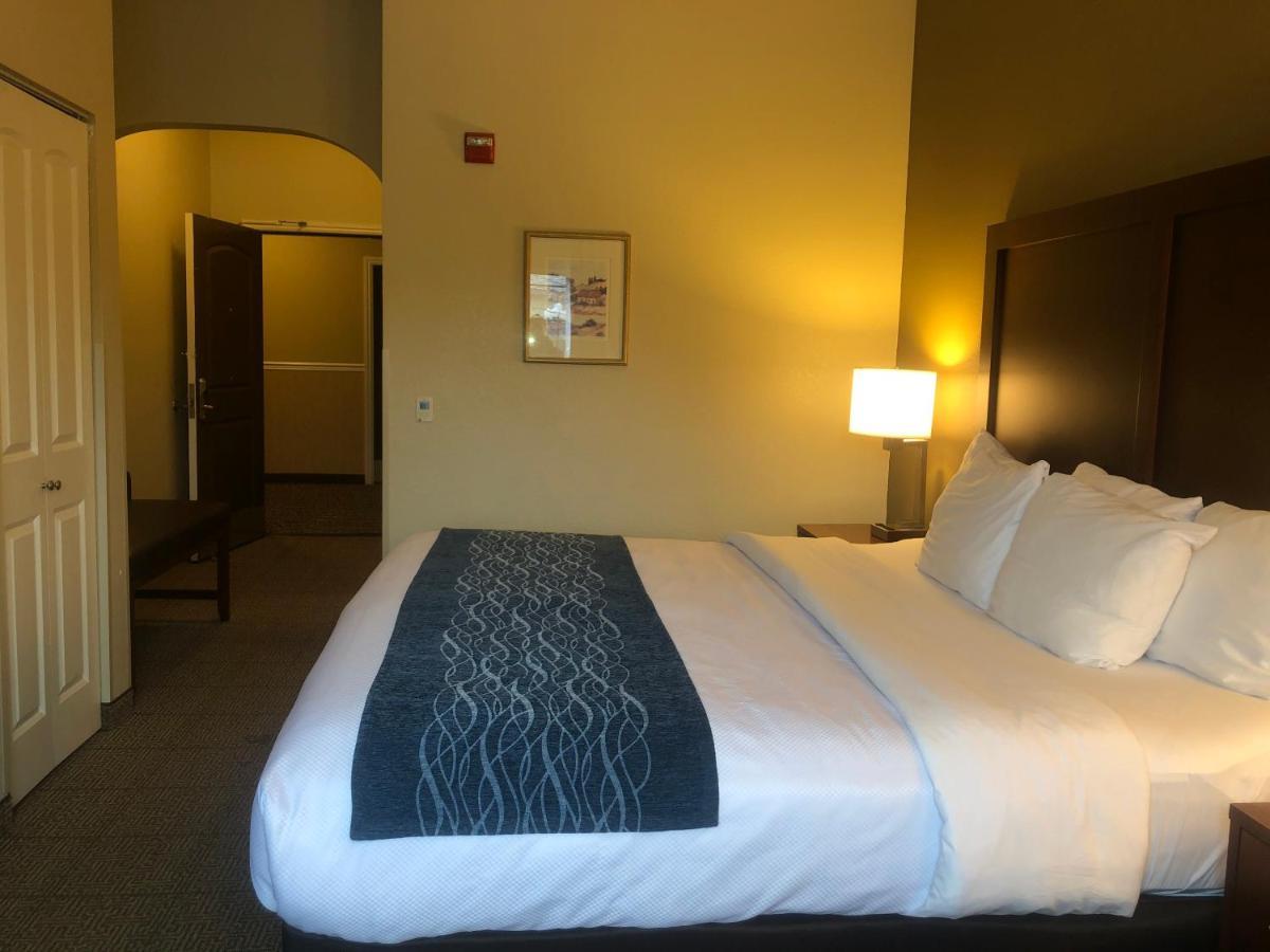 Comfort Inn & Suites Ukiah Mendocino County Ngoại thất bức ảnh