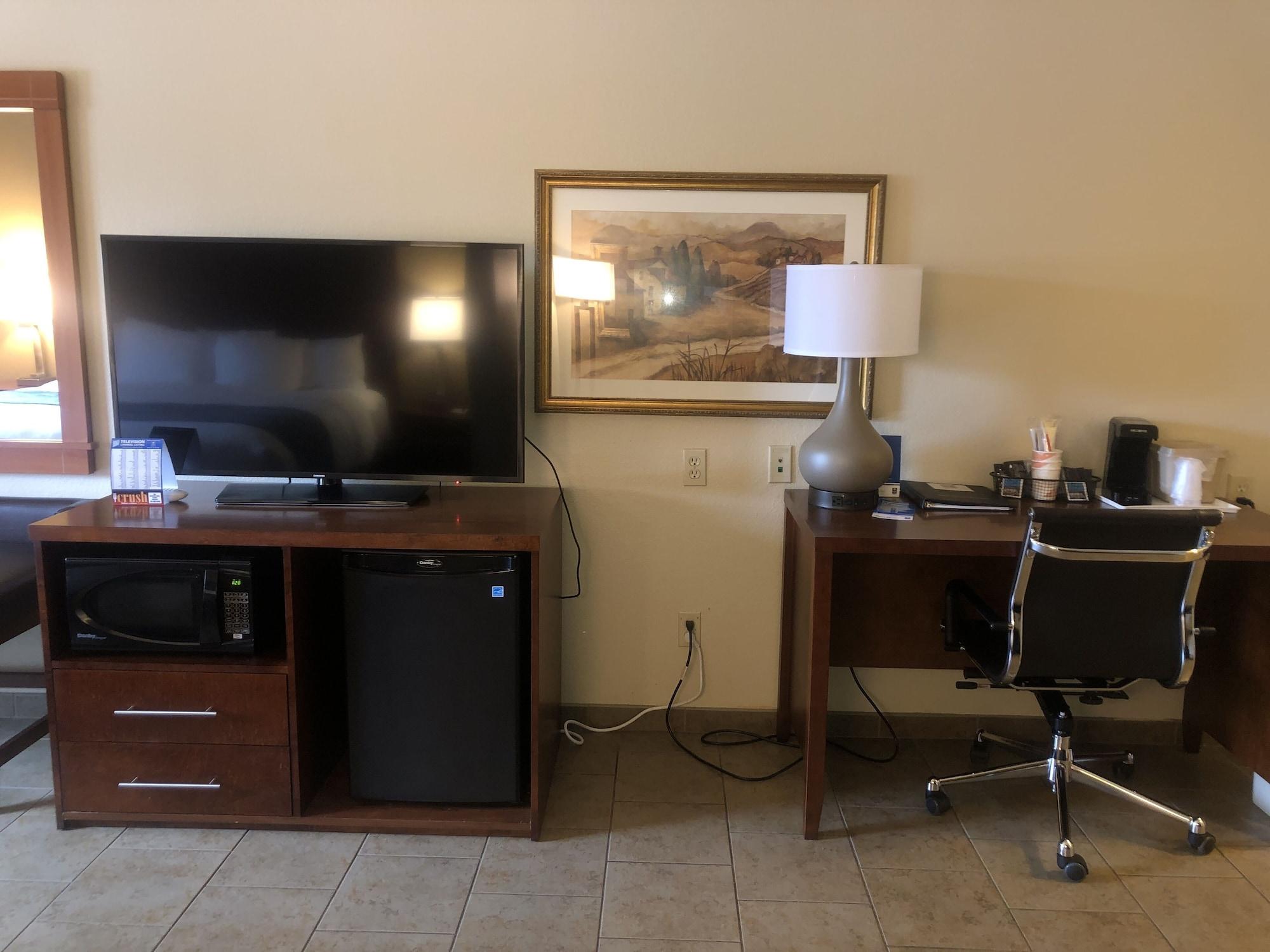 Comfort Inn & Suites Ukiah Mendocino County Ngoại thất bức ảnh