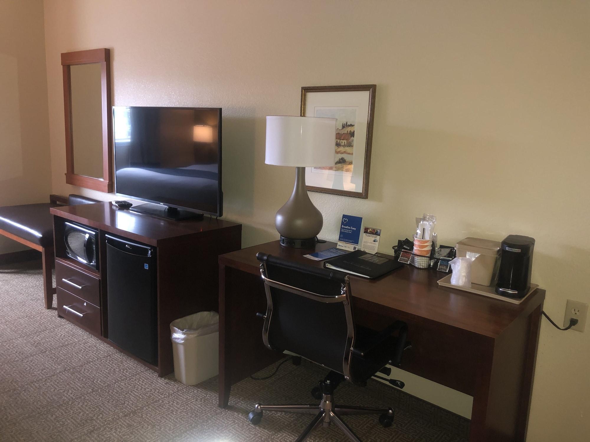 Comfort Inn & Suites Ukiah Mendocino County Ngoại thất bức ảnh