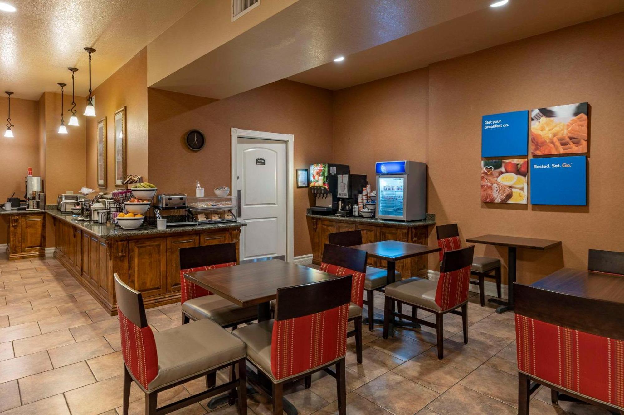 Comfort Inn & Suites Ukiah Mendocino County Ngoại thất bức ảnh