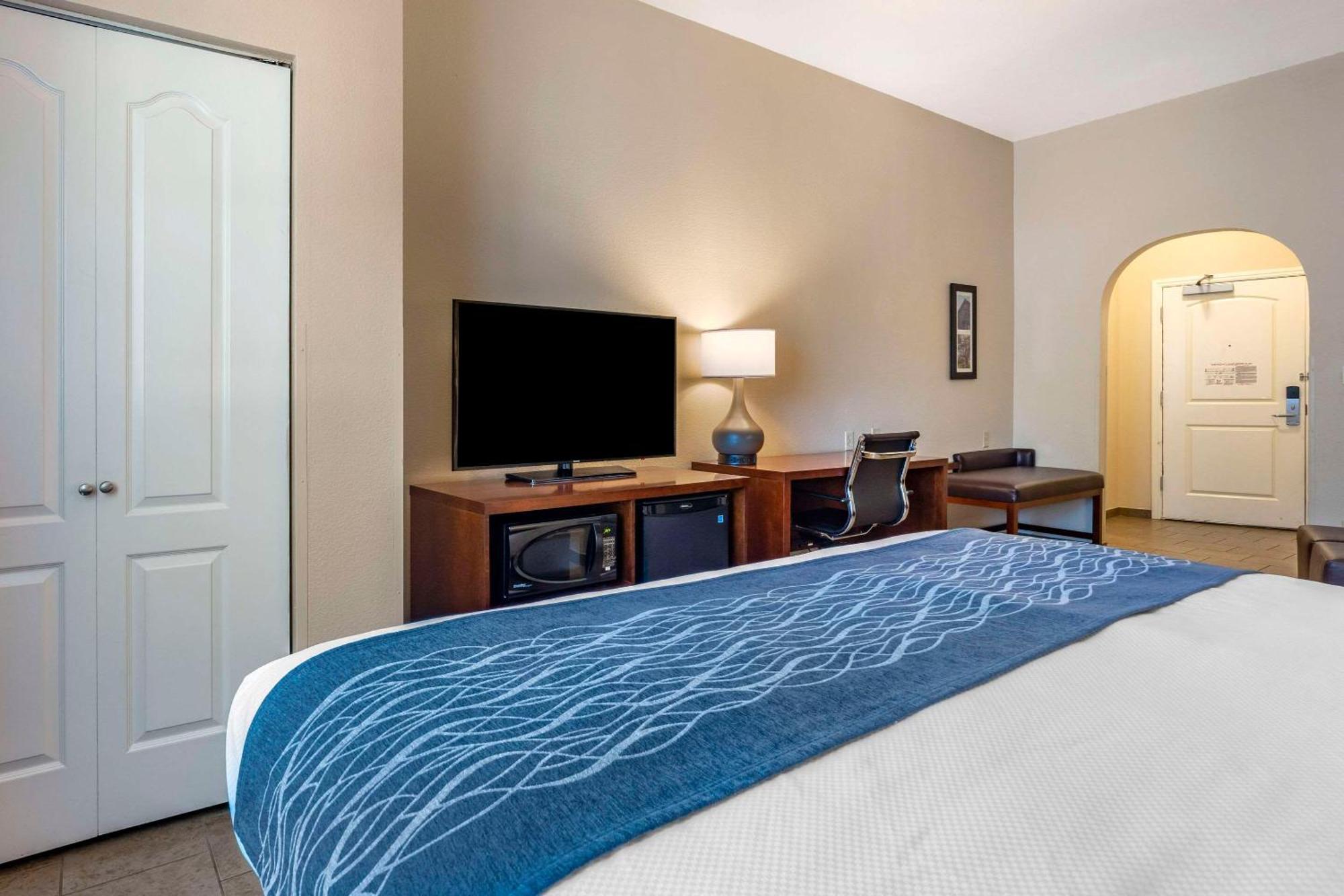 Comfort Inn & Suites Ukiah Mendocino County Ngoại thất bức ảnh