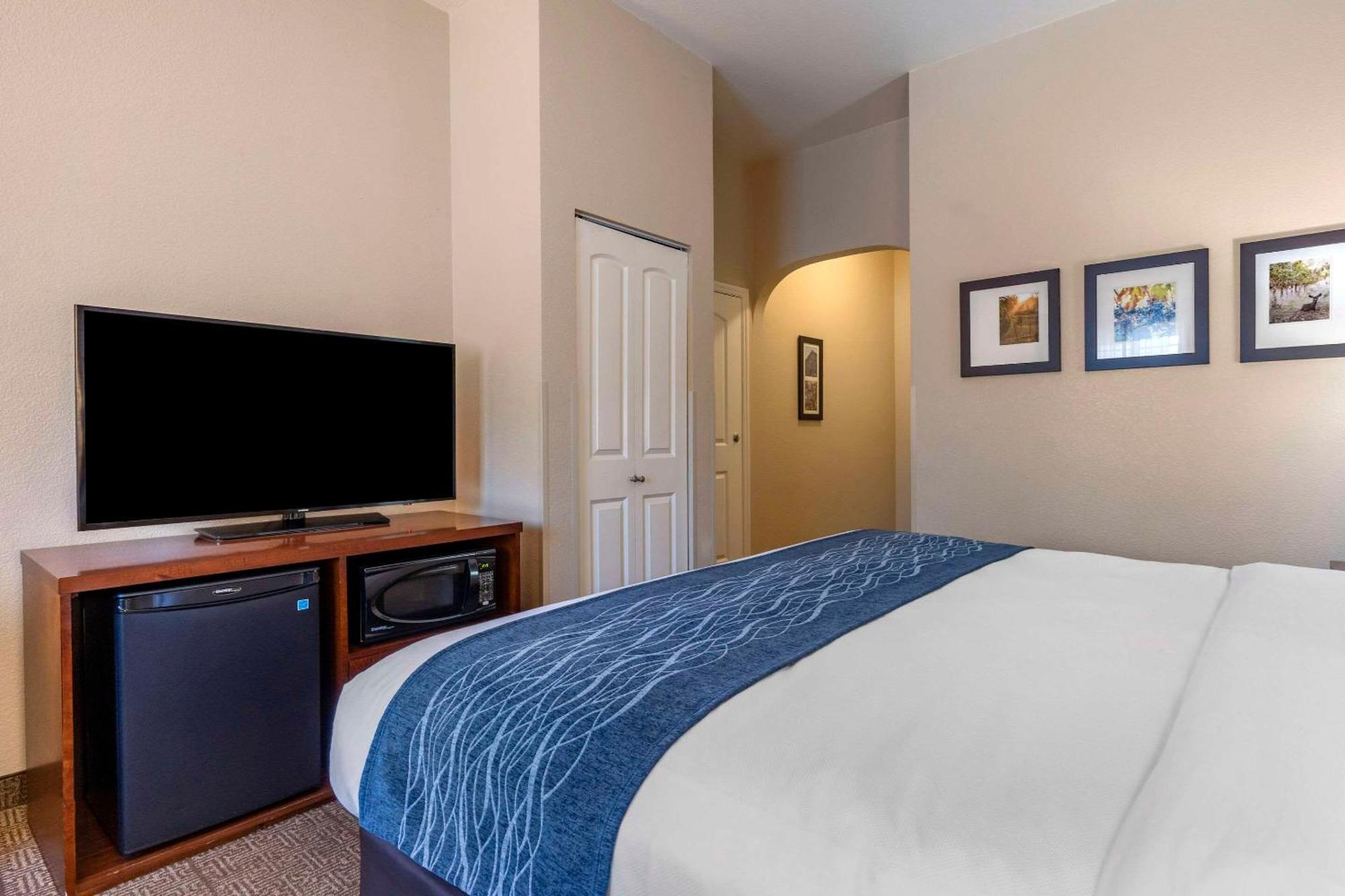 Comfort Inn & Suites Ukiah Mendocino County Ngoại thất bức ảnh