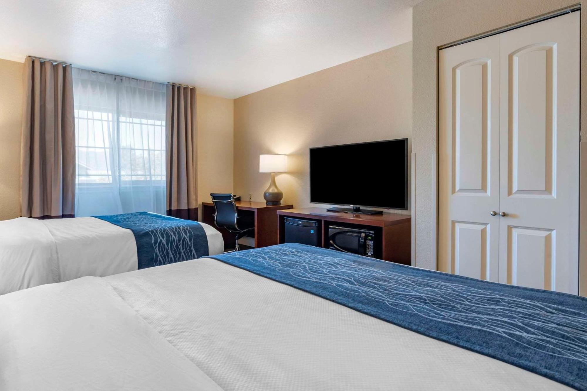 Comfort Inn & Suites Ukiah Mendocino County Ngoại thất bức ảnh