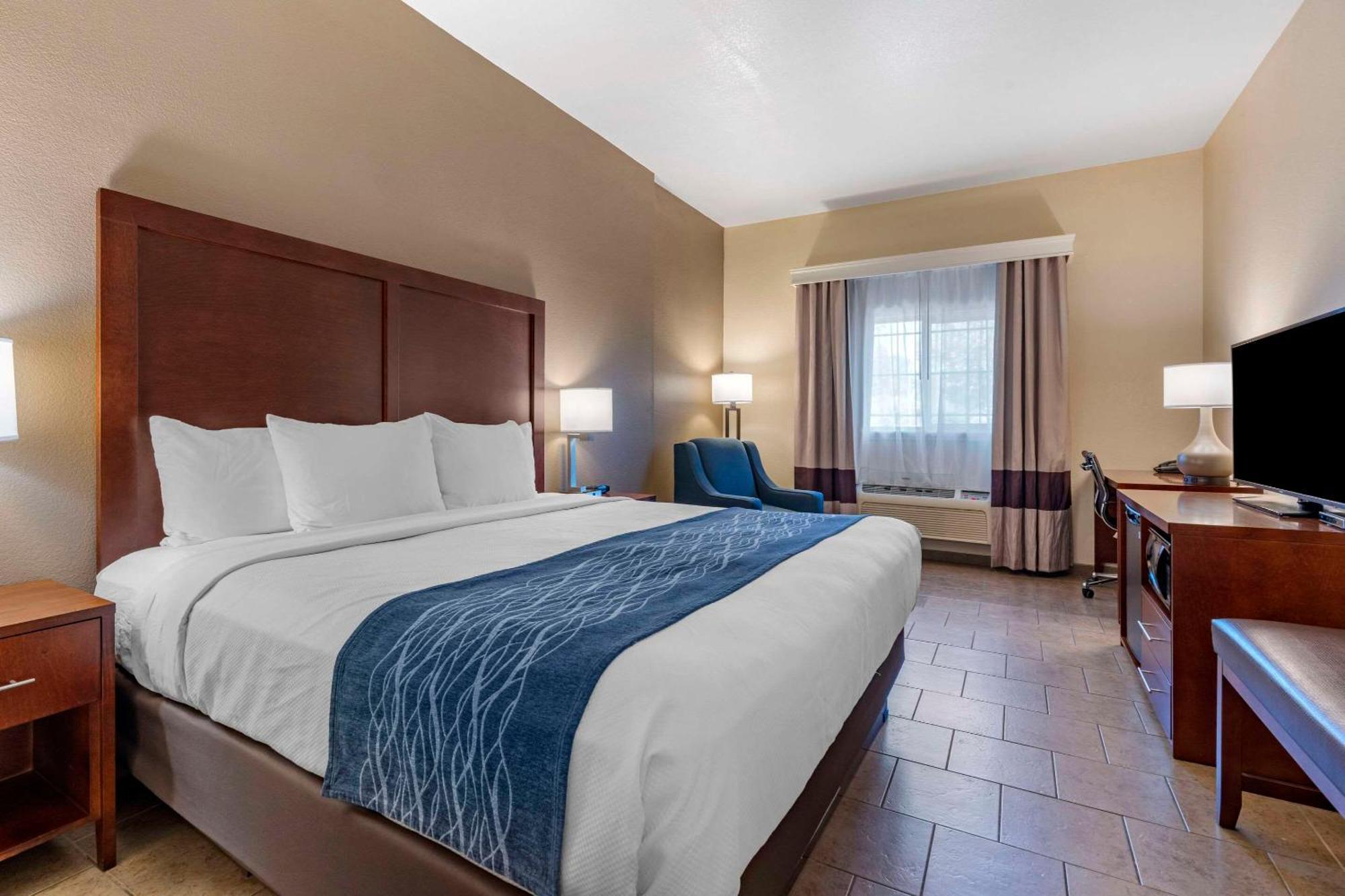 Comfort Inn & Suites Ukiah Mendocino County Ngoại thất bức ảnh