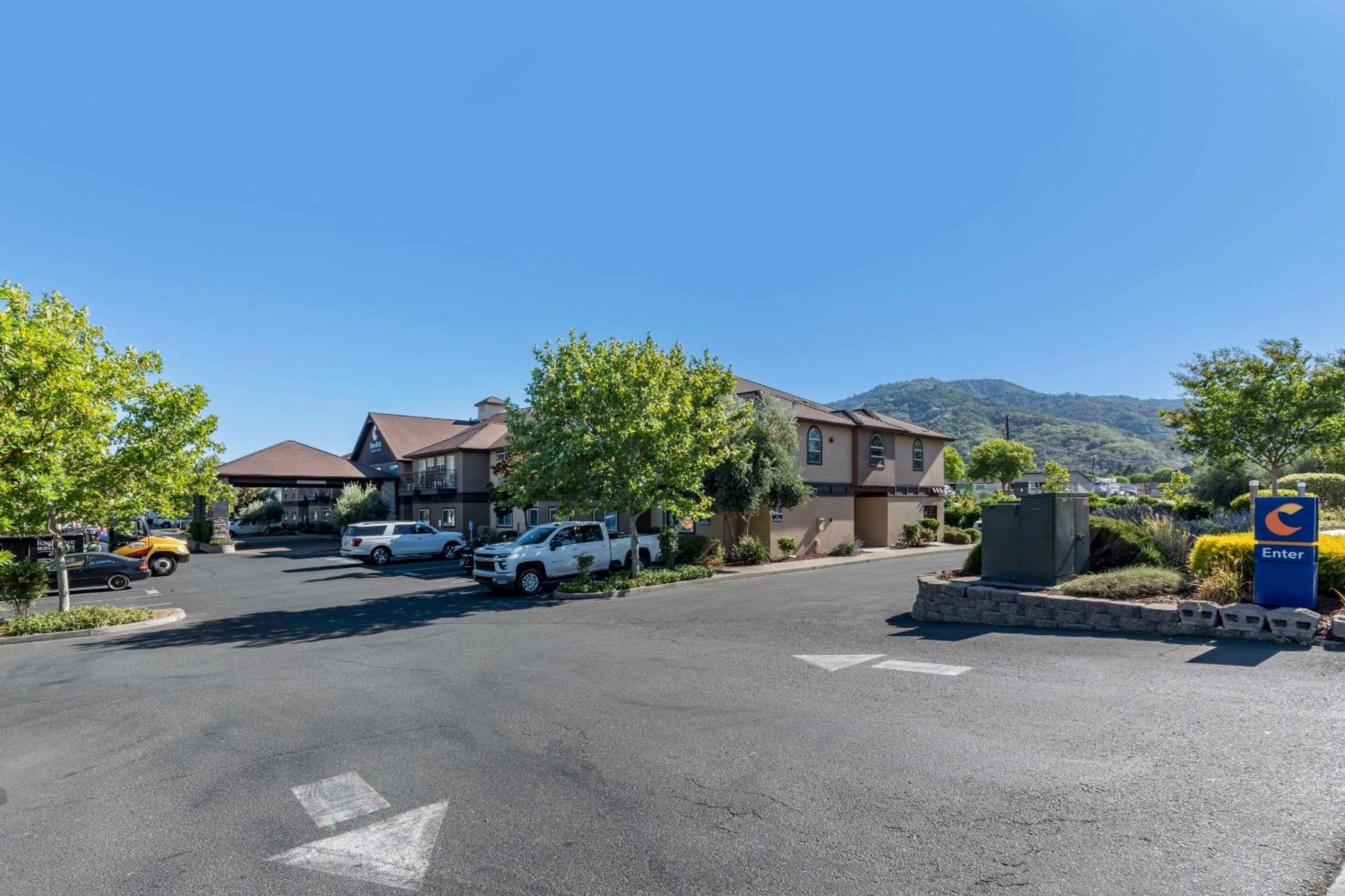 Comfort Inn & Suites Ukiah Mendocino County Ngoại thất bức ảnh